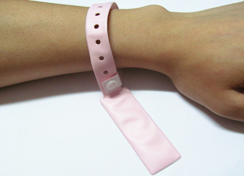 RFID PVC超高頻腕帶標(biāo)簽